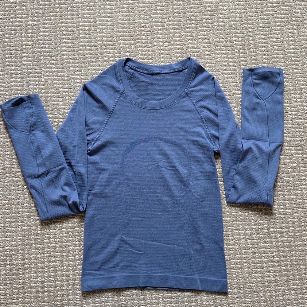 Lululemon Swiftly Tech Long Sleeve Race Length